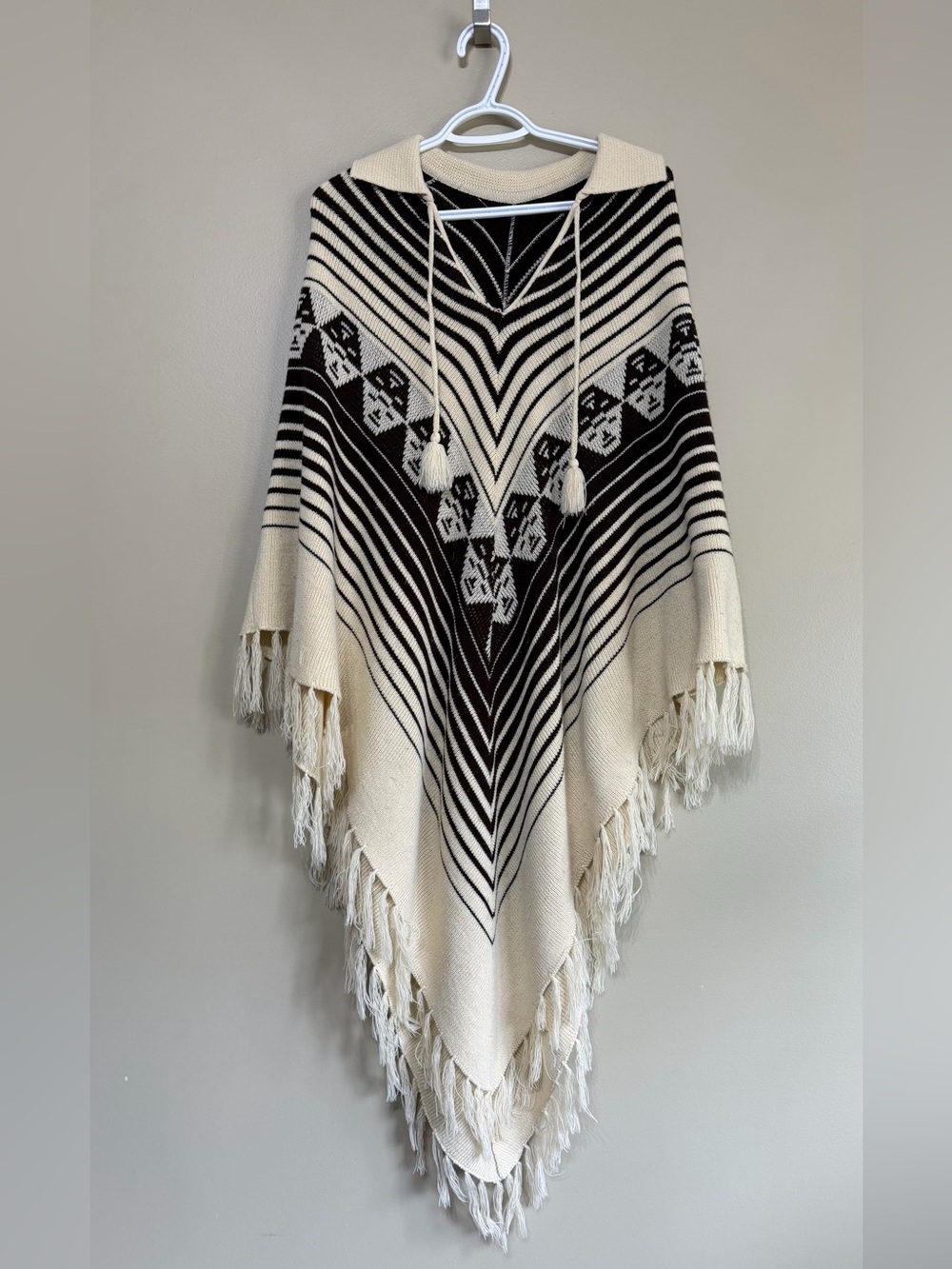 Vintage 1970’s Cream & Brown Tassel Ecuador Poncho Cape